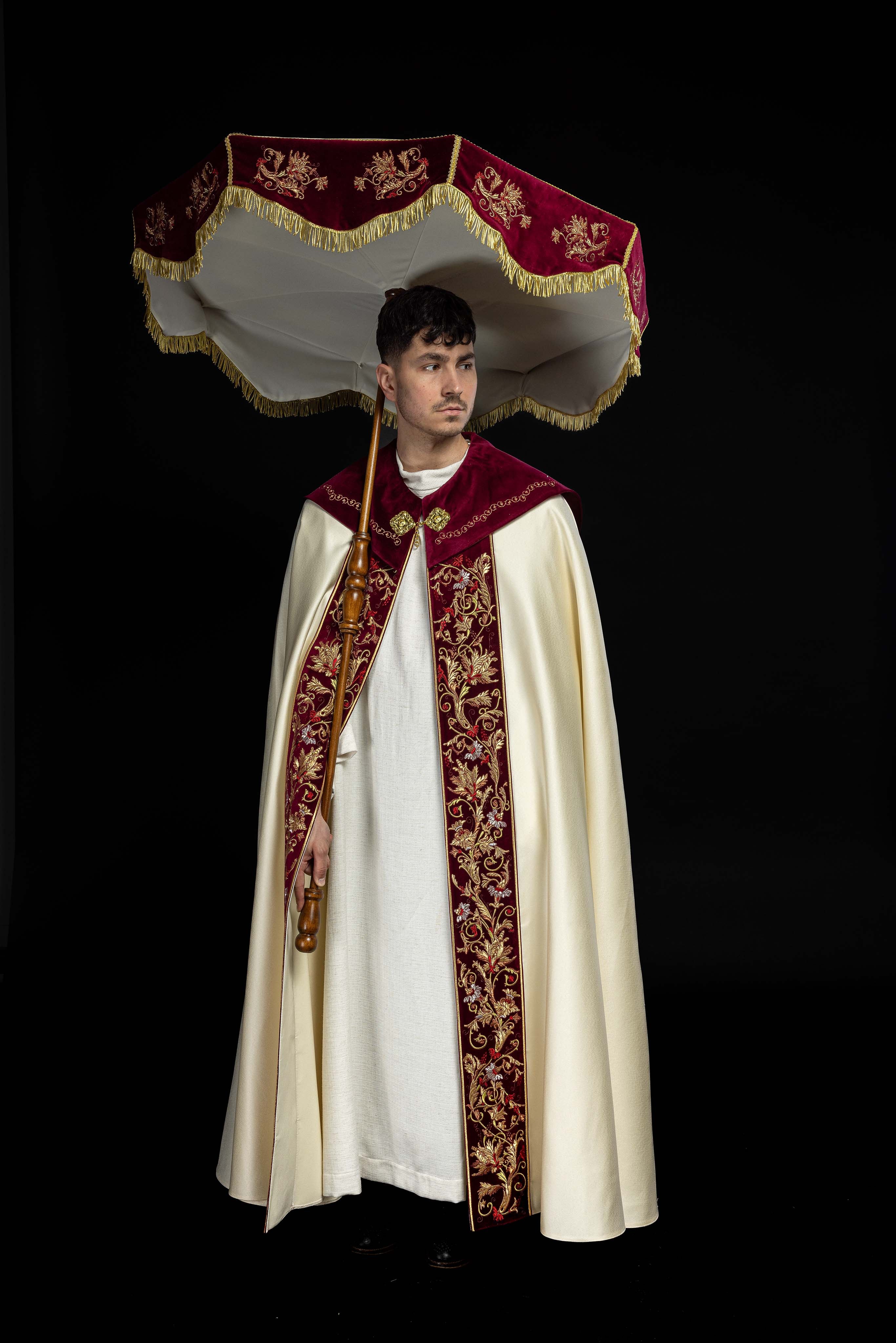 Parasol procesijski bordovo-ecru s vezom