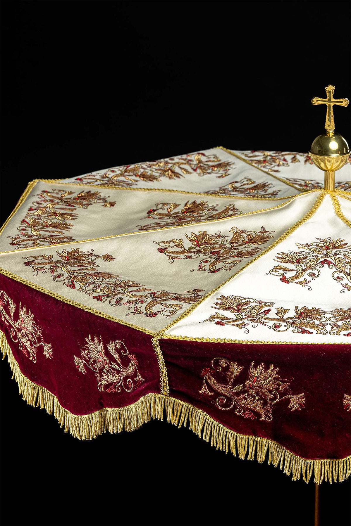 Parasol procesijski bordovo-ecru s vezom