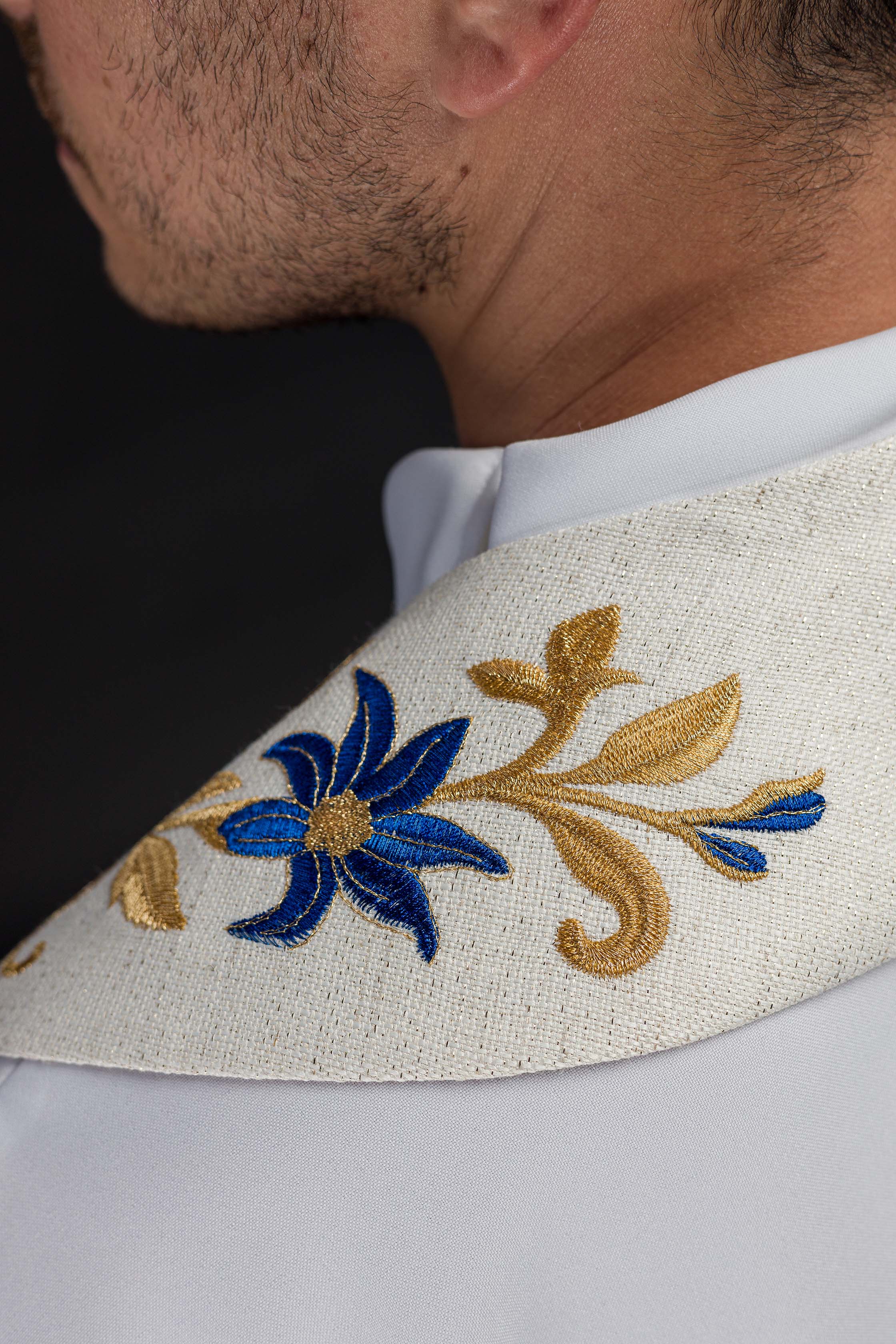 Stuła haftowana z symbolem Maryjnym