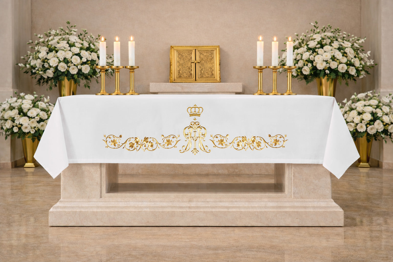 Obrus ołtarzowy z haftowanym symbolem maryjnym - ORNATY.PL