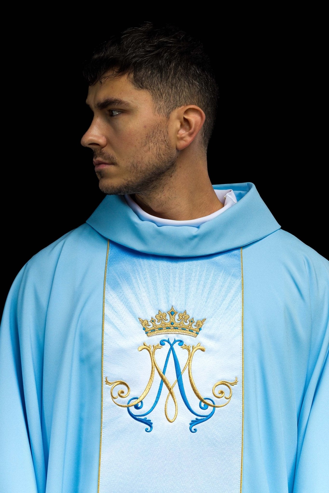 Niebieski ornat liturgiczny Maryjny z pasem sublimowanym i haftowanym