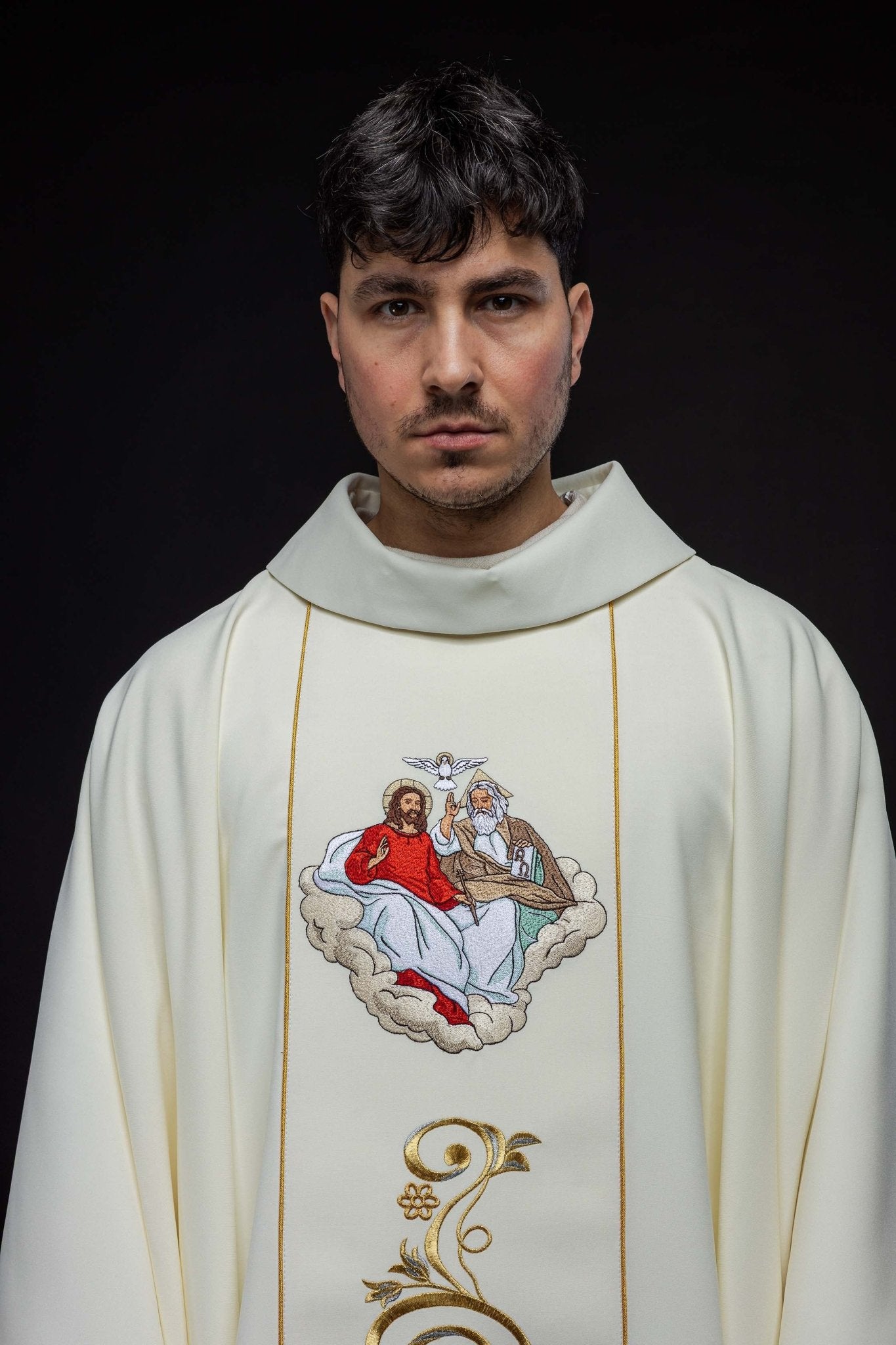 Ornat haftowany z wizerunkiem Trójcy Świętej