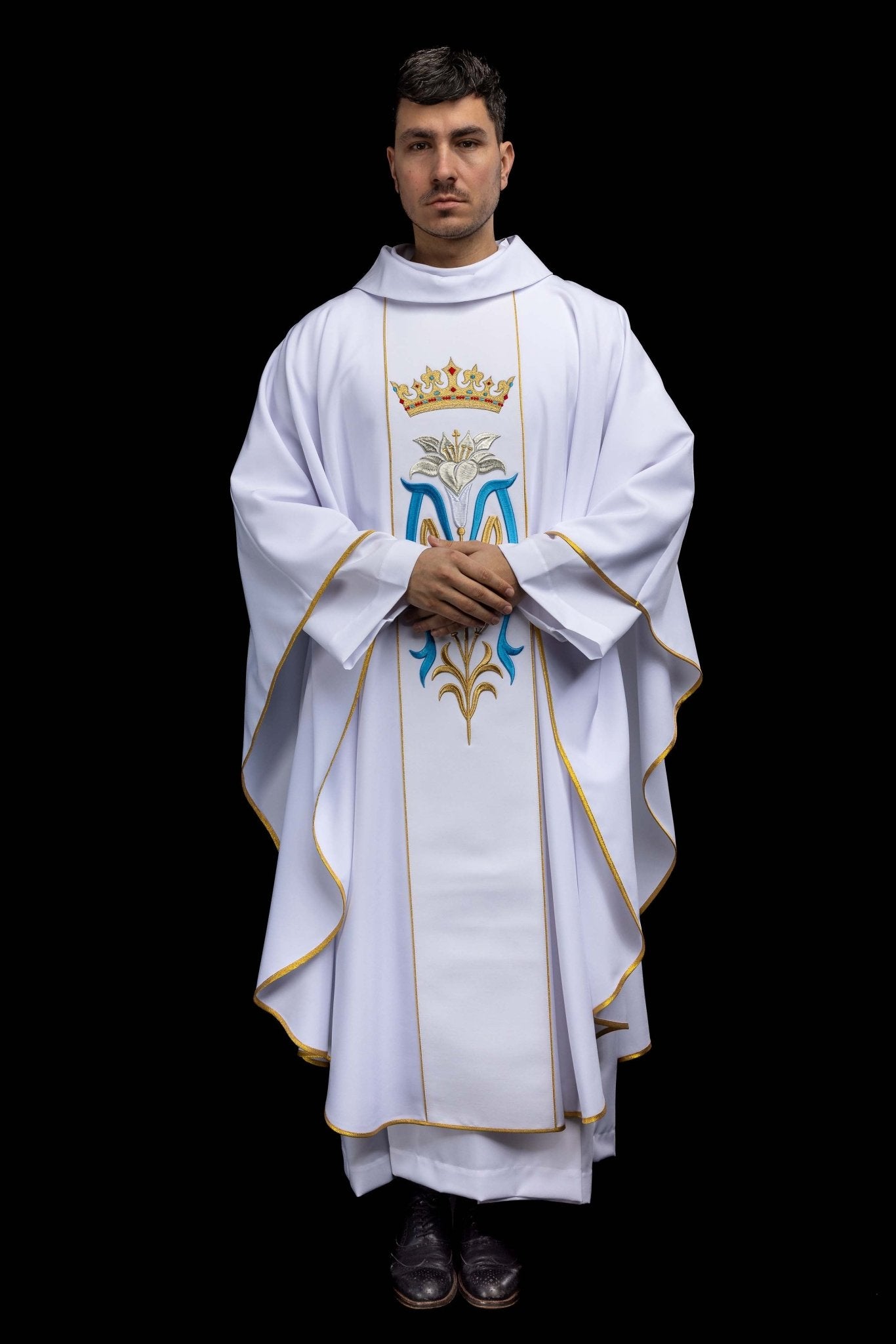 Ornat liturgiczny Maryjny haftowany z koroną w kolorze białym