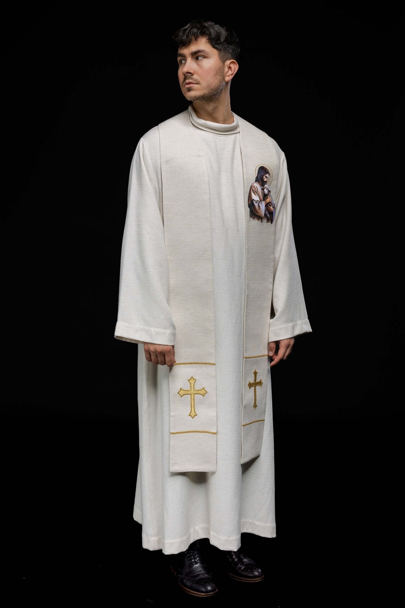 Stuła haftowana z wizerunkiem Jezusa Dobrego Pasterza z Barankiem