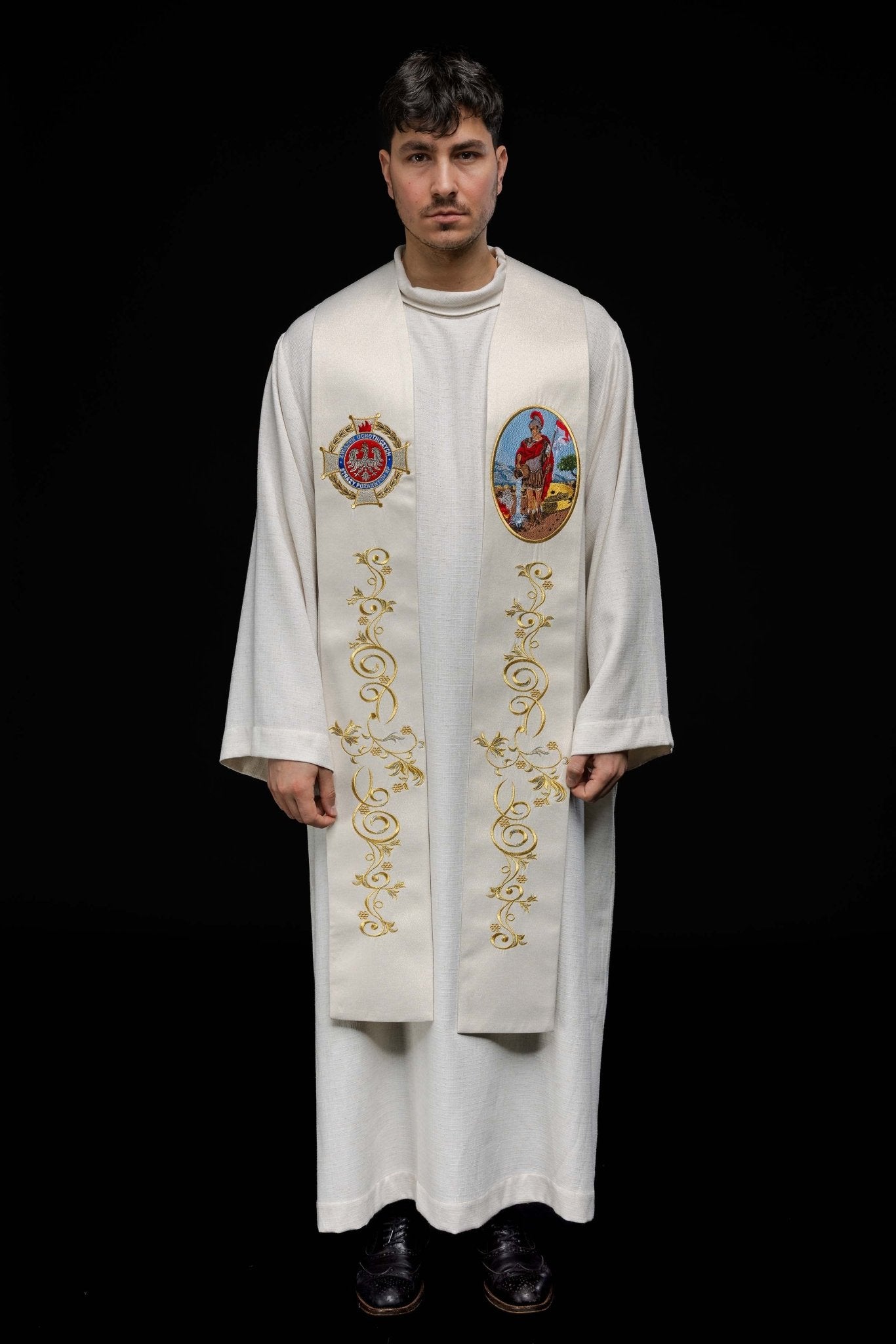 Stuła haftowana z wizerunkiem Świętego Floriana