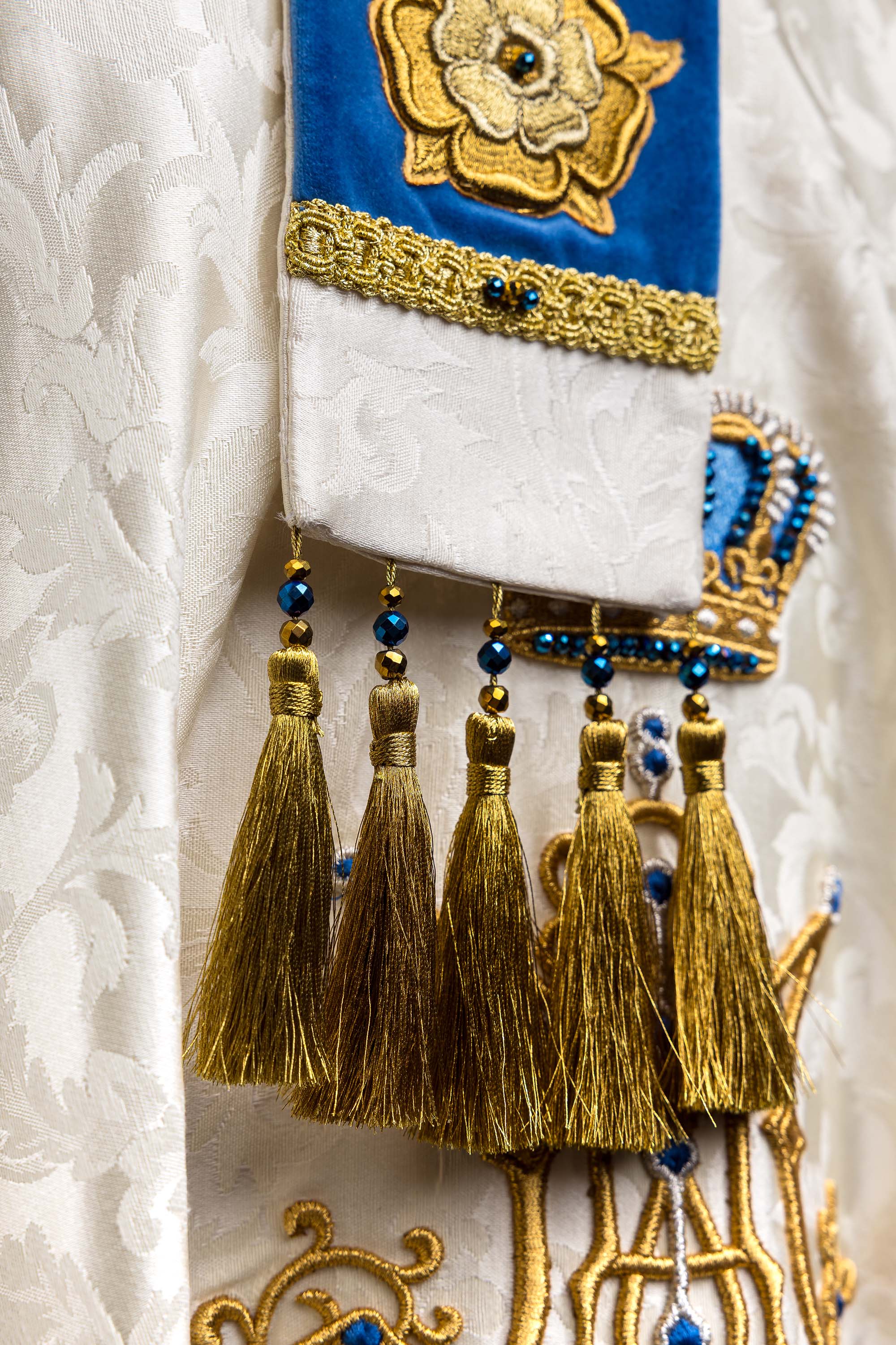 Ręcznie wykonana mitra maryjna z naturalnymi kamieniami Handmade 9006 - ORNATY.PL