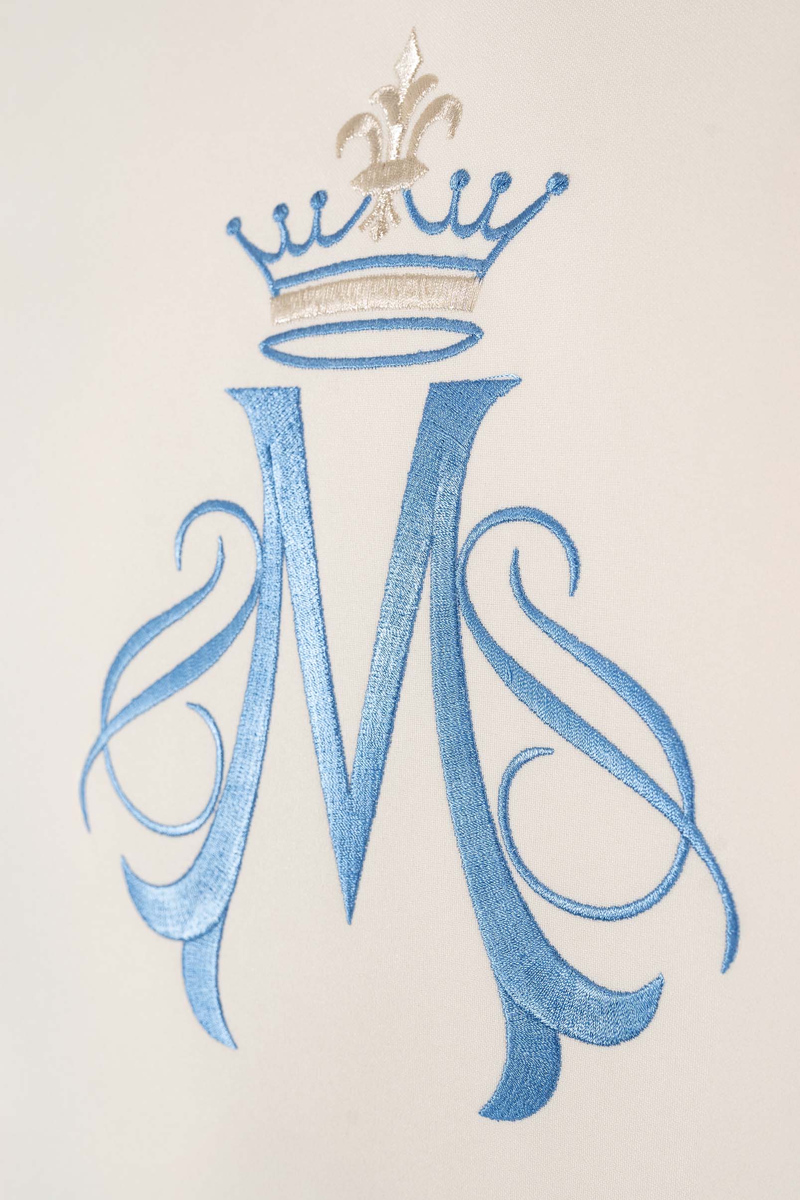 Ornat haftowany z motywem Maryjnym ecru - ORNATY.PL