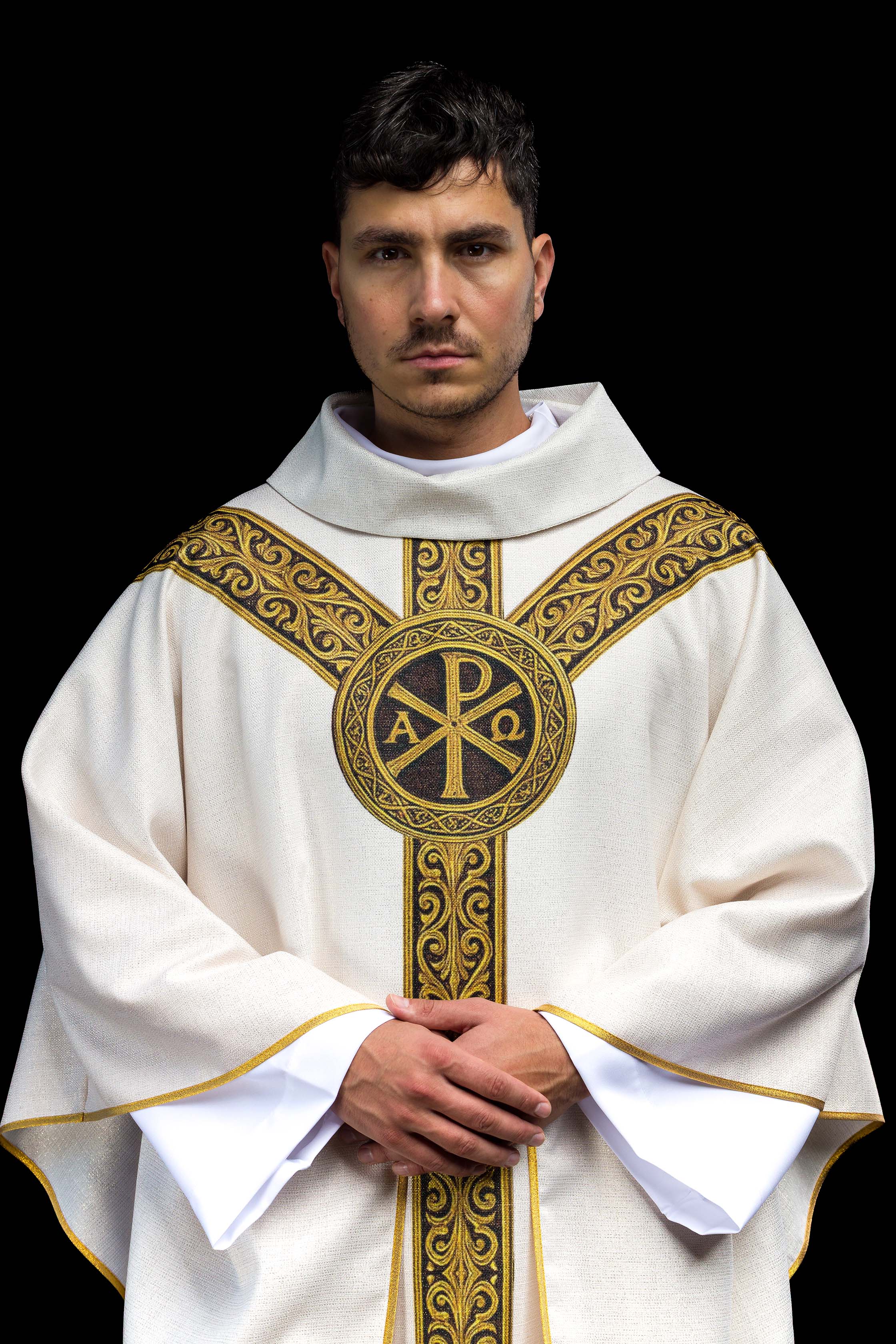 Crveni ornati s žakardnim pojasom u križeve