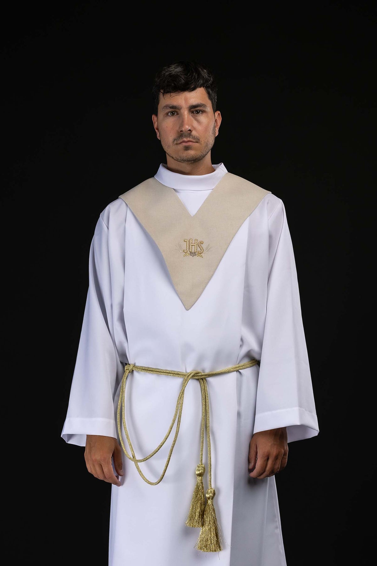 Lektorski palij ecru sa zlatnim vezom IHS