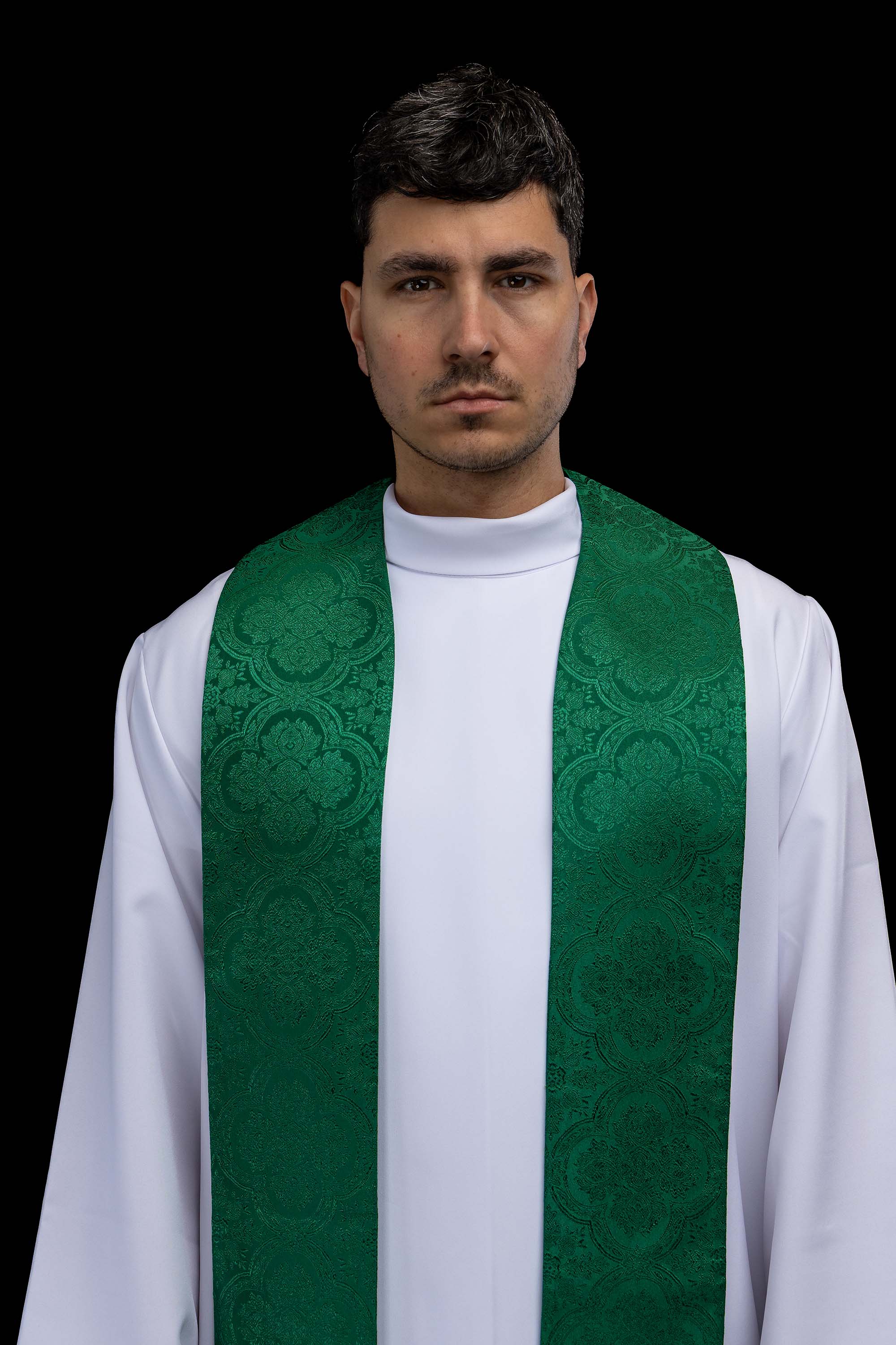 Klerikalna stola zelena vezeni križ