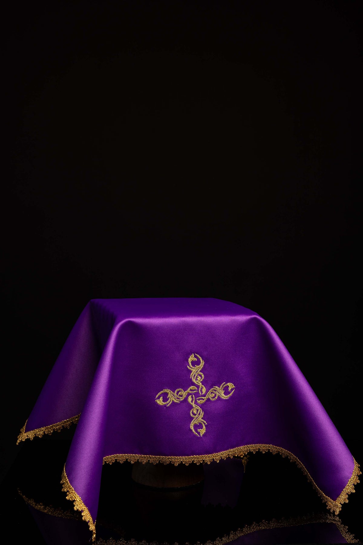 Set vela za kalež u četiri liturgijske boje