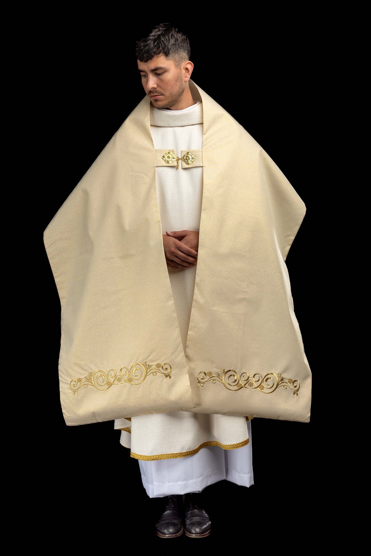 Liturgijski vezani veo IHS u zlatnoj boji