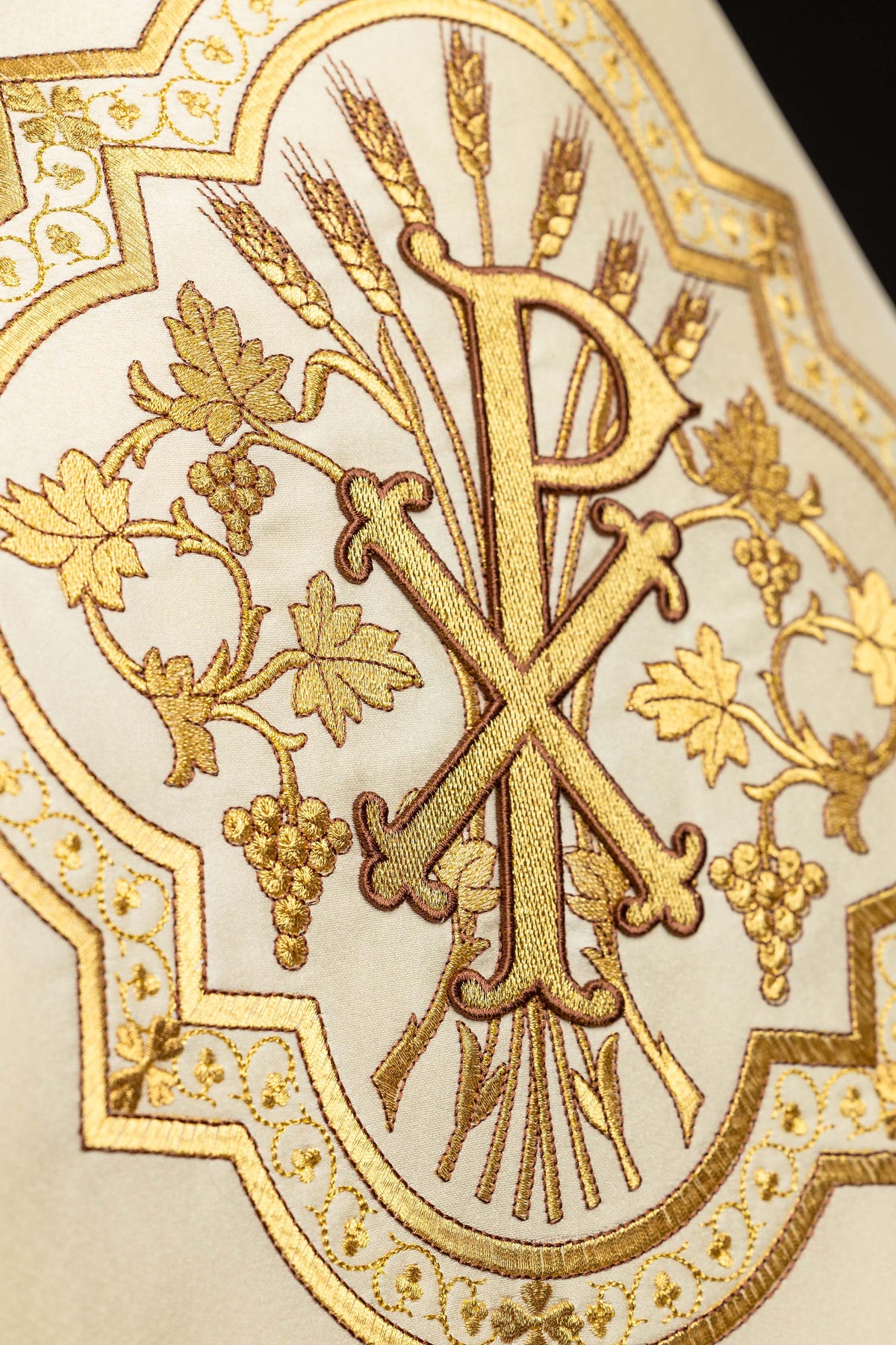 Liturgijski veo sa simbolom PX