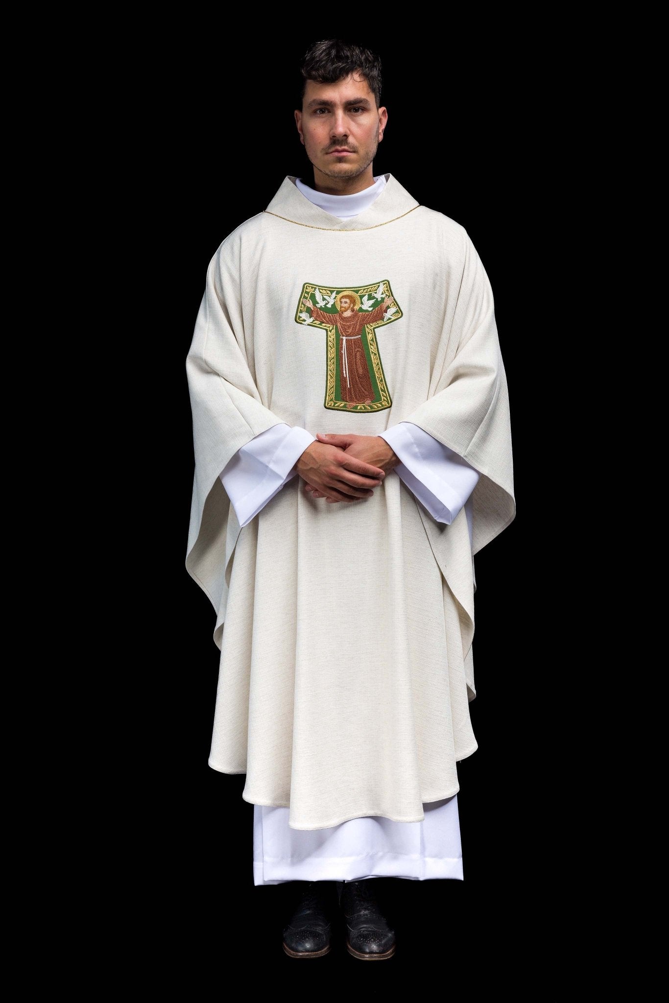 Ornat haftowany z wizerunkiem Świętego Franciszka