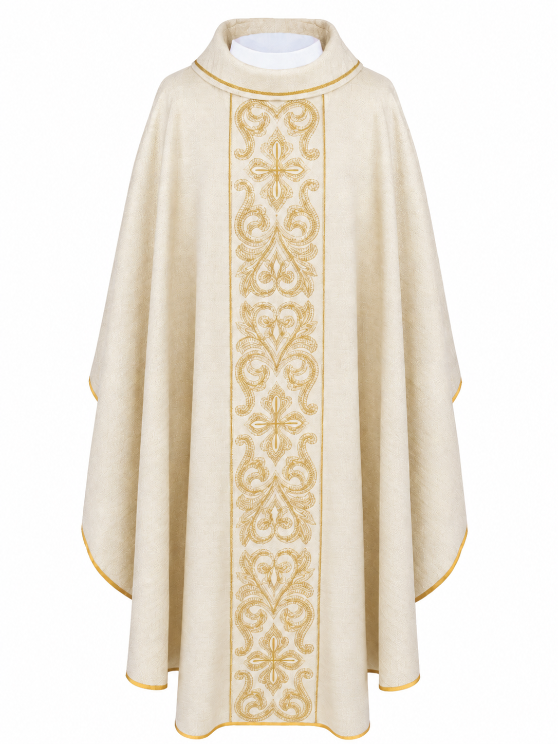 Ornat bogato haftowany z krzyżami ecru, widok z przodu z szerokim złotym haftem i krzyżami
